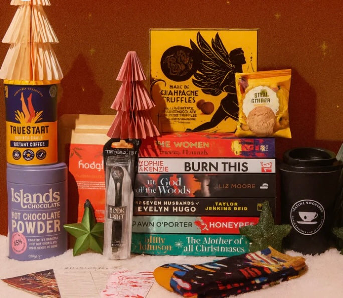 2025 Christmas Book Lovers Hamper – A Perfect Gift for Bookworms