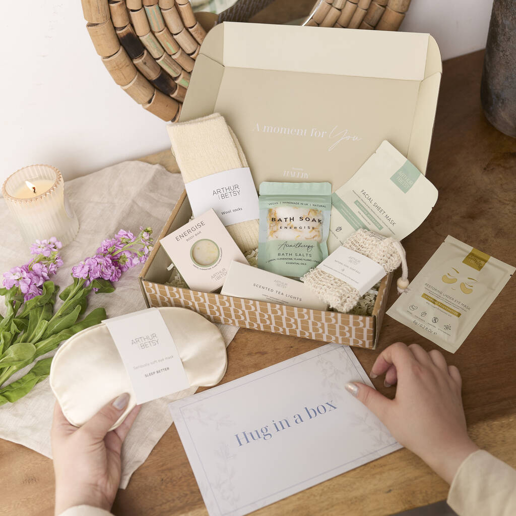 Spa Gift Box for Women | Hallby Pamper & Self-Care Hamper UK Gift