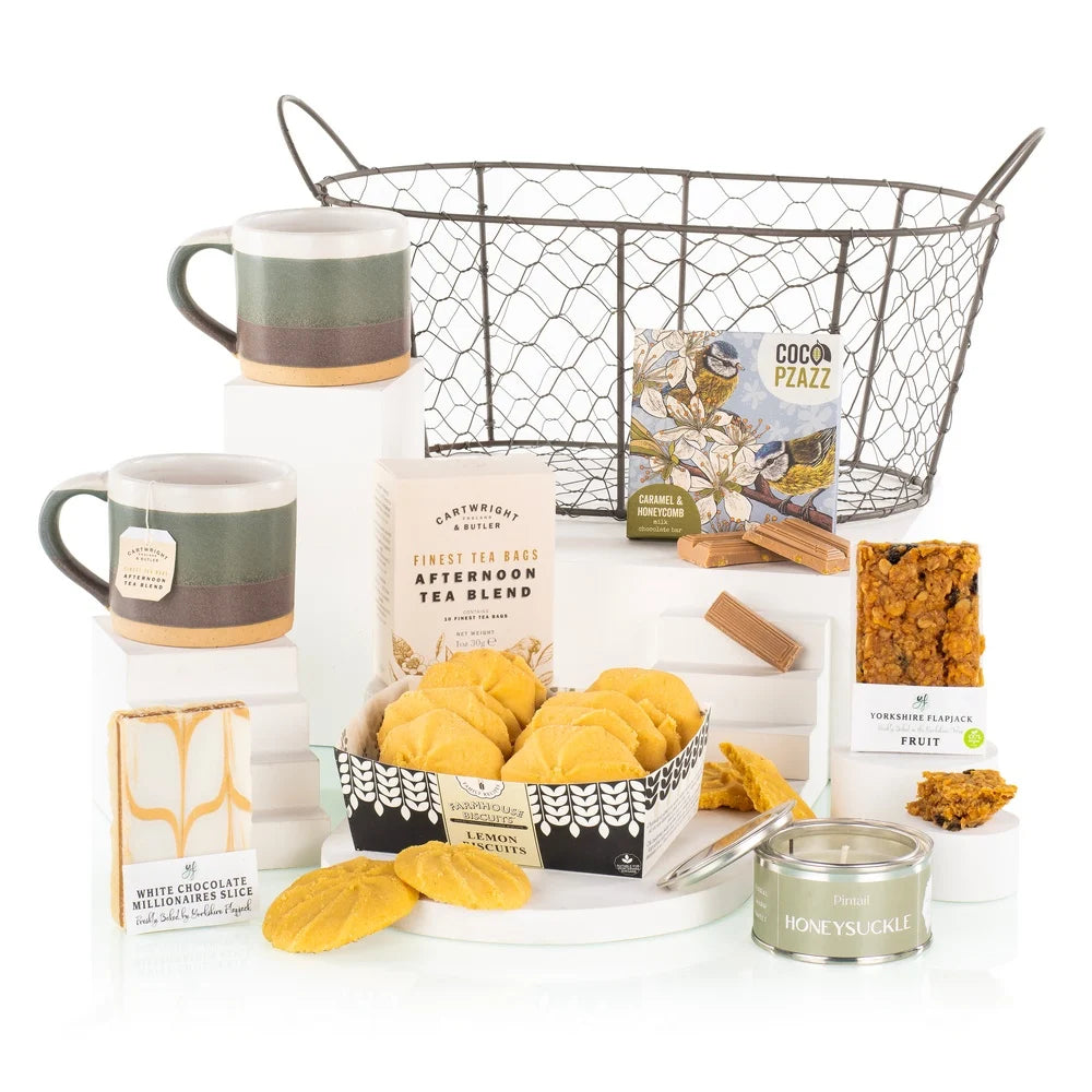 Tea in the Garden Gift Hamper – Tea, Treats & Mugs Gift Box